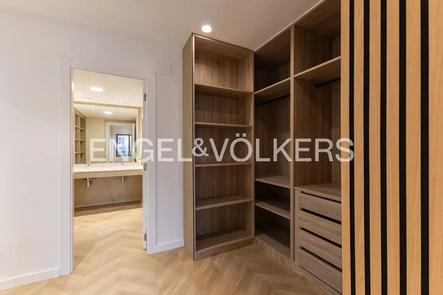 Habitación de Piso en venta en Valencia con Aire acondicionado, Calefacción y Parquet
