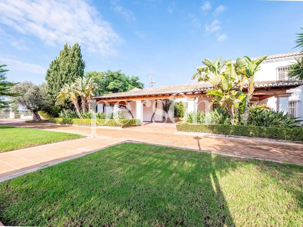 Vista exterior de Finca rústica en venda en Bétera amb Aire condicionat, Calefacció i Jardí privat
