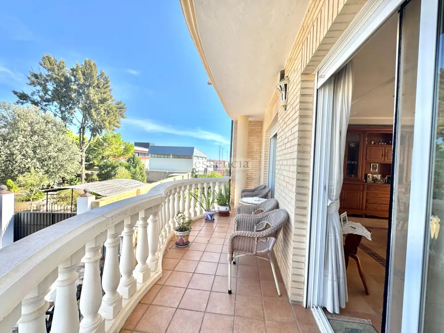 Balcony of Houses for sale in Palmera  with Air Conditioner, Terrace and Storage room
