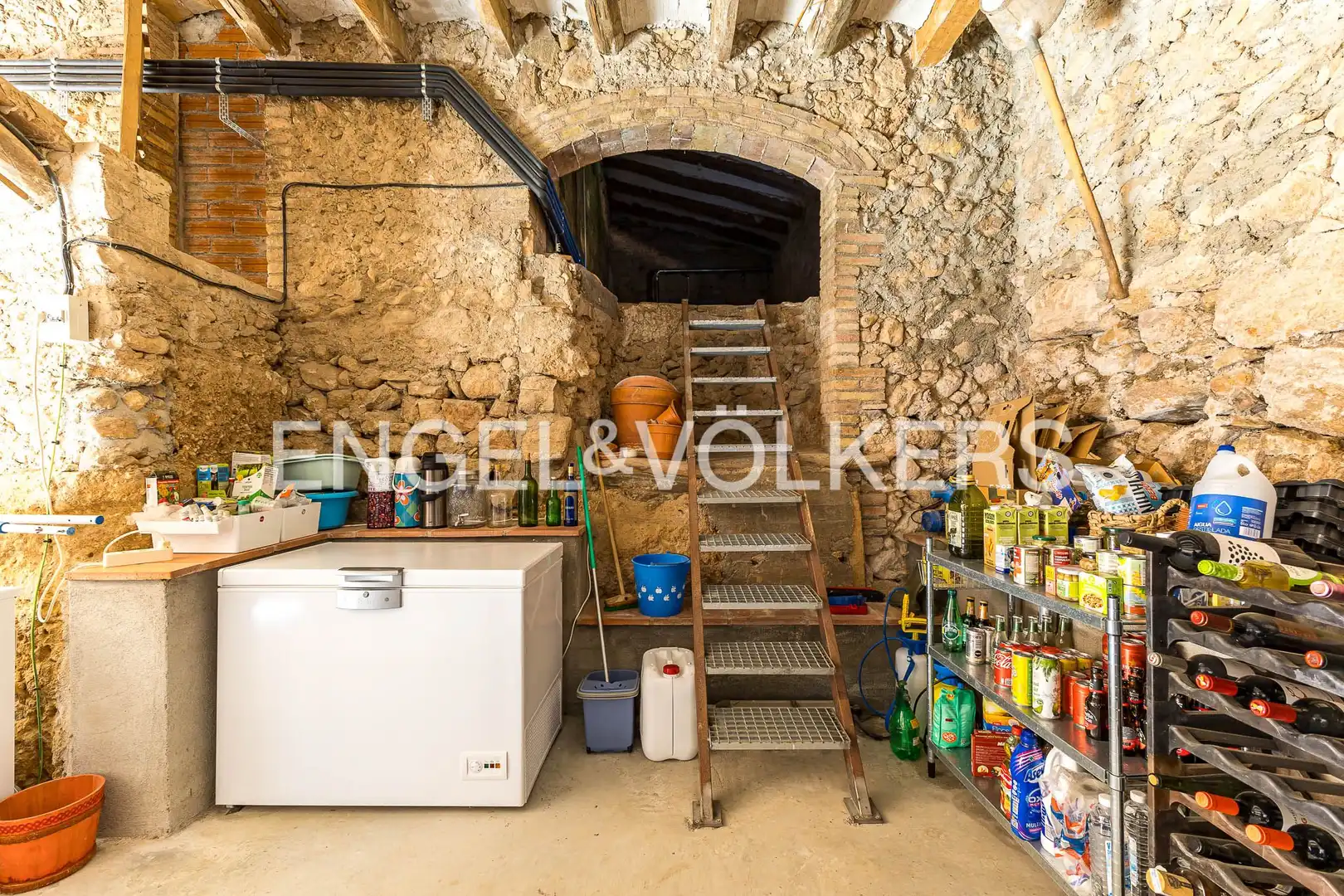 Casa amb piscina en venda a Torrelles de Foix, imagen 70