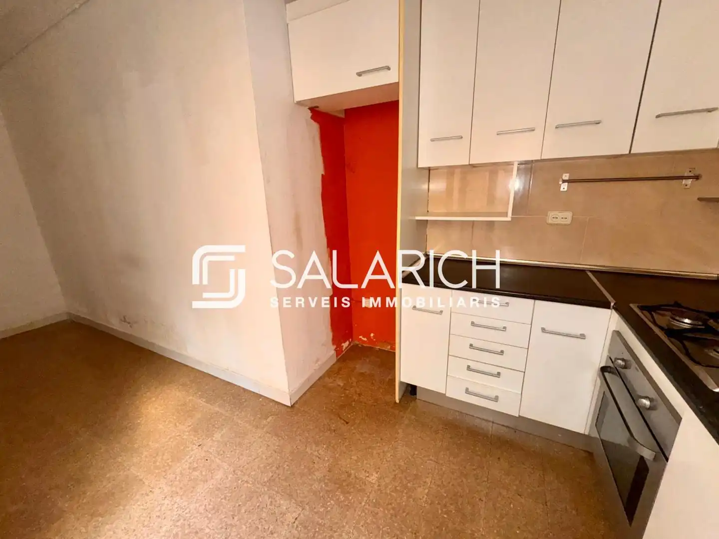 Cocina de Piso en venta en Barcelona con Aire acondicionado