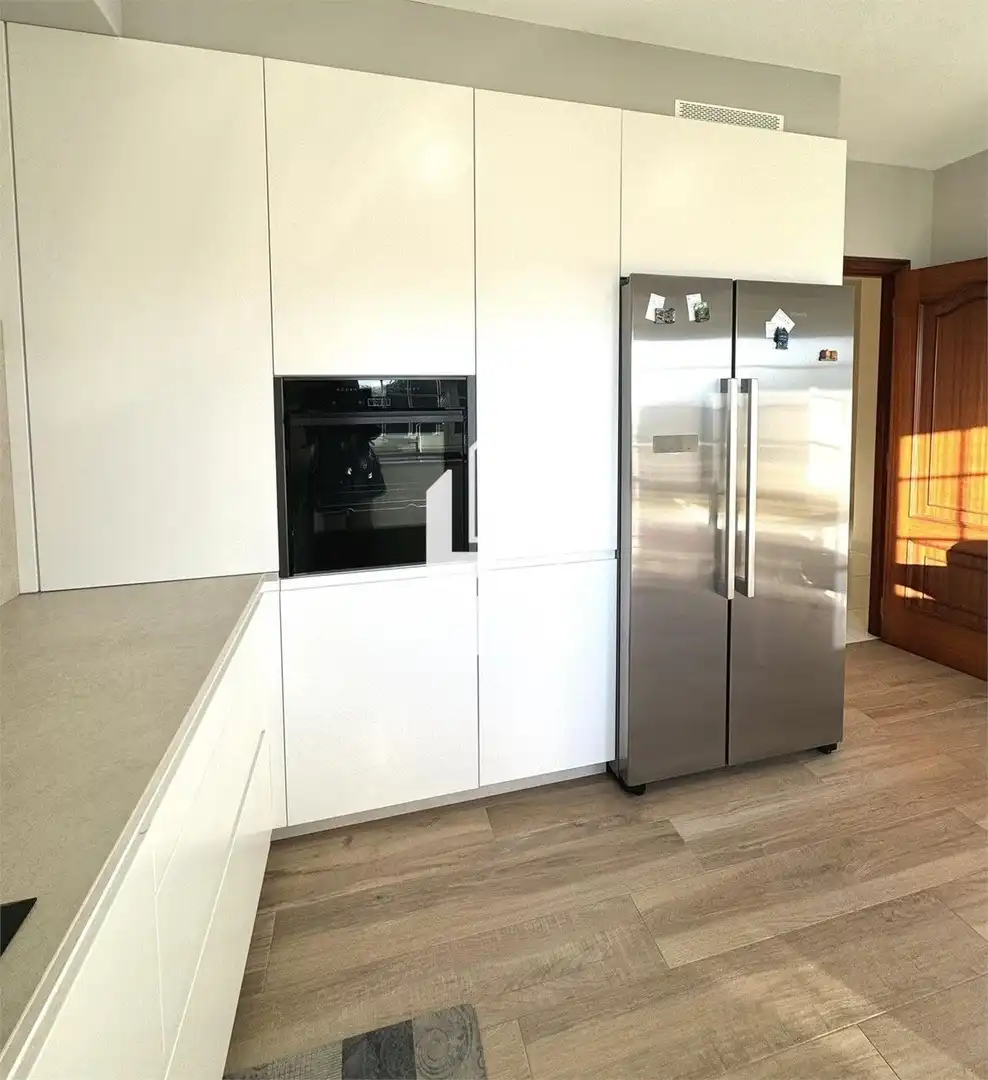 Cuina de Casa o xalet en venda en A Illa de Arousa  amb Calefacció, Terrassa i Traster