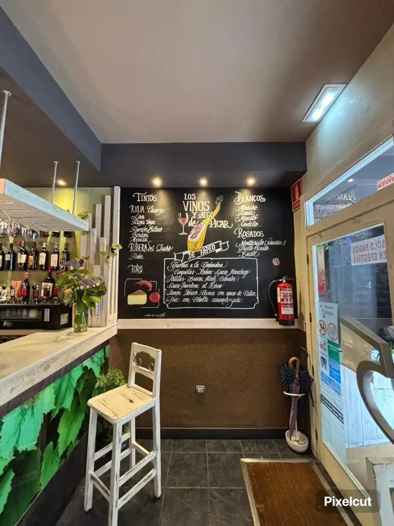 Gewerbefläche zum Verkauf in Calle Alfonso I, imagen 10