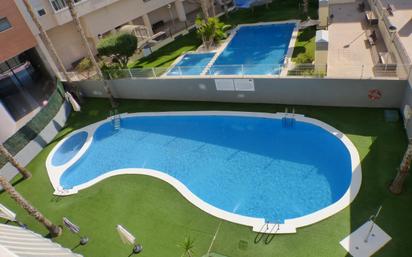 Swimming pool of Flat for sale in Alicante / Alacant  with Terrace and Swimming Pool