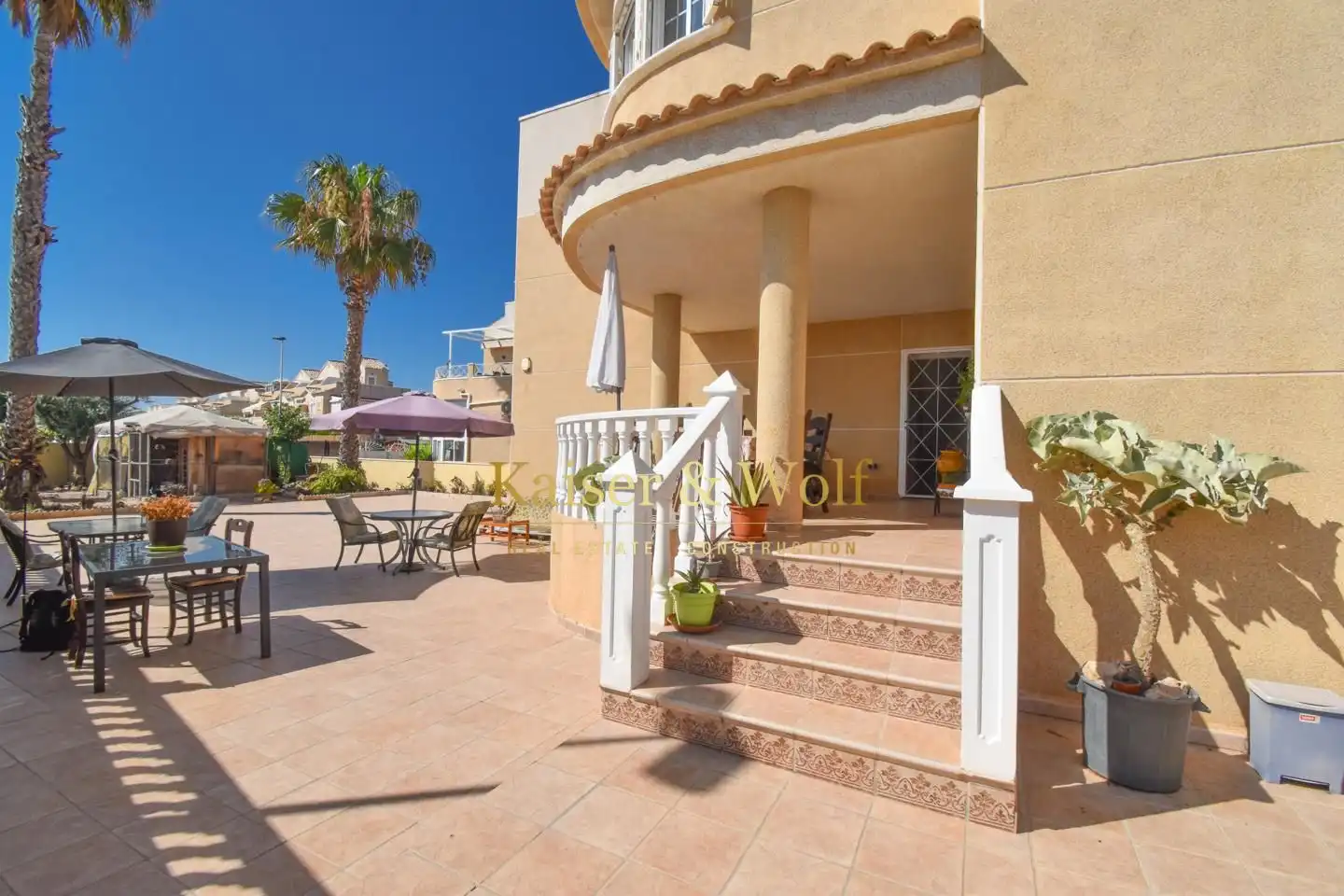 Terrassa de Casa o xalet en venda en Torrevieja amb Jardí privat, Terrassa i Traster