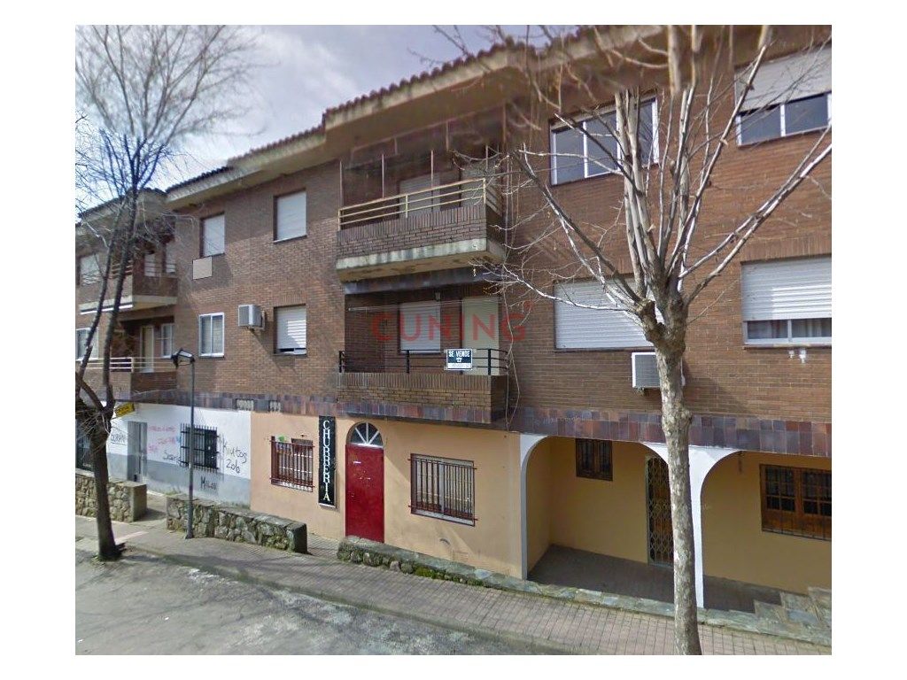 Vista exterior de Local en venda en Madroñera