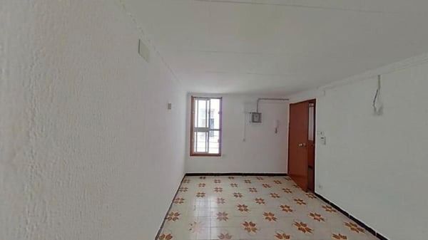 Flat for sale in Badalona