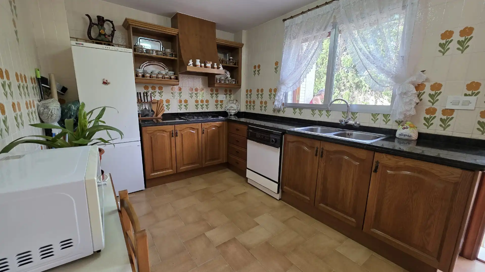 Cuina de Casa o xalet en venda en Bétera amb Jardí privat, Terrassa i Traster