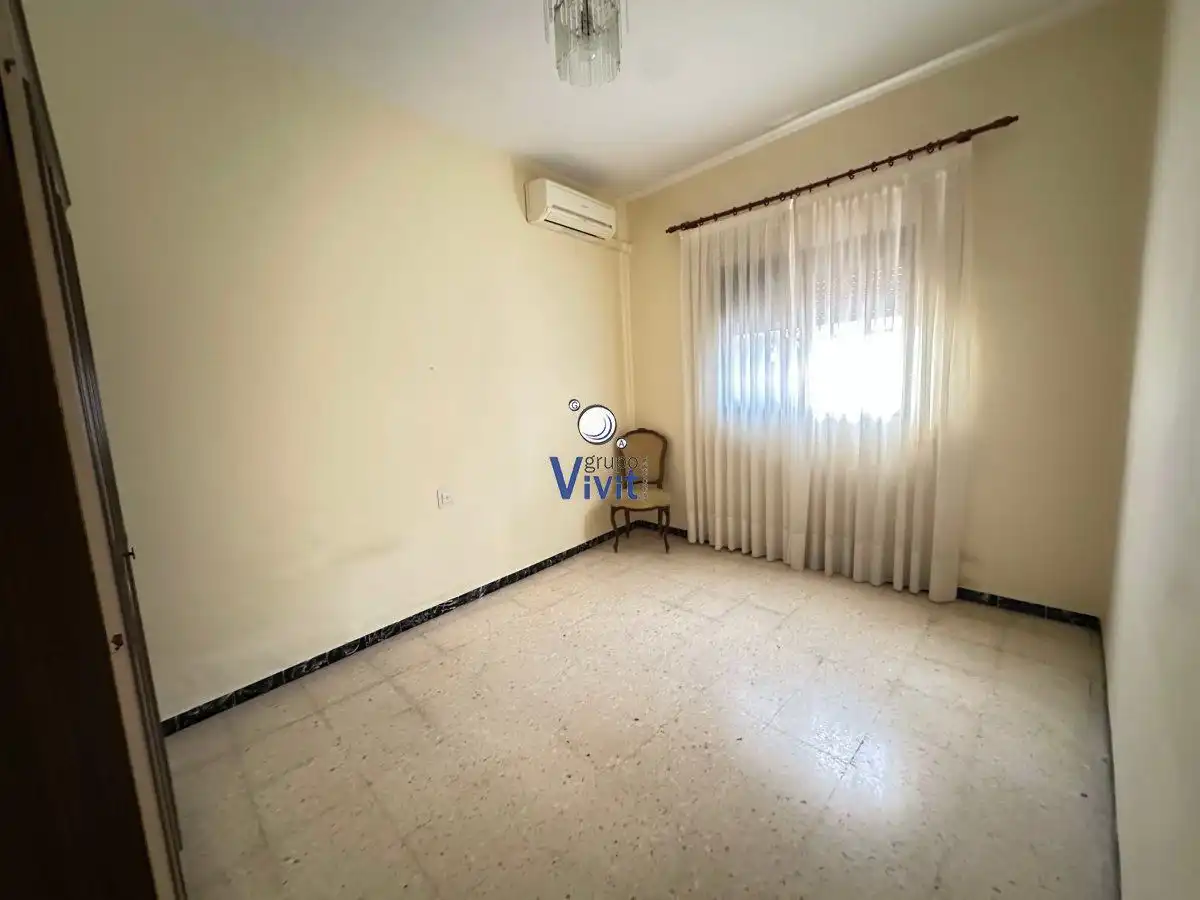 Dormitori de Casa o xalet en venda en Alcalá de Guadaira