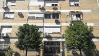 Exterior view of Flat for sale in  Sevilla Capital