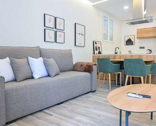 Sala d'estar de Apartament per a compartir en  Madrid Capital amb Aire condicionat i Terrassa