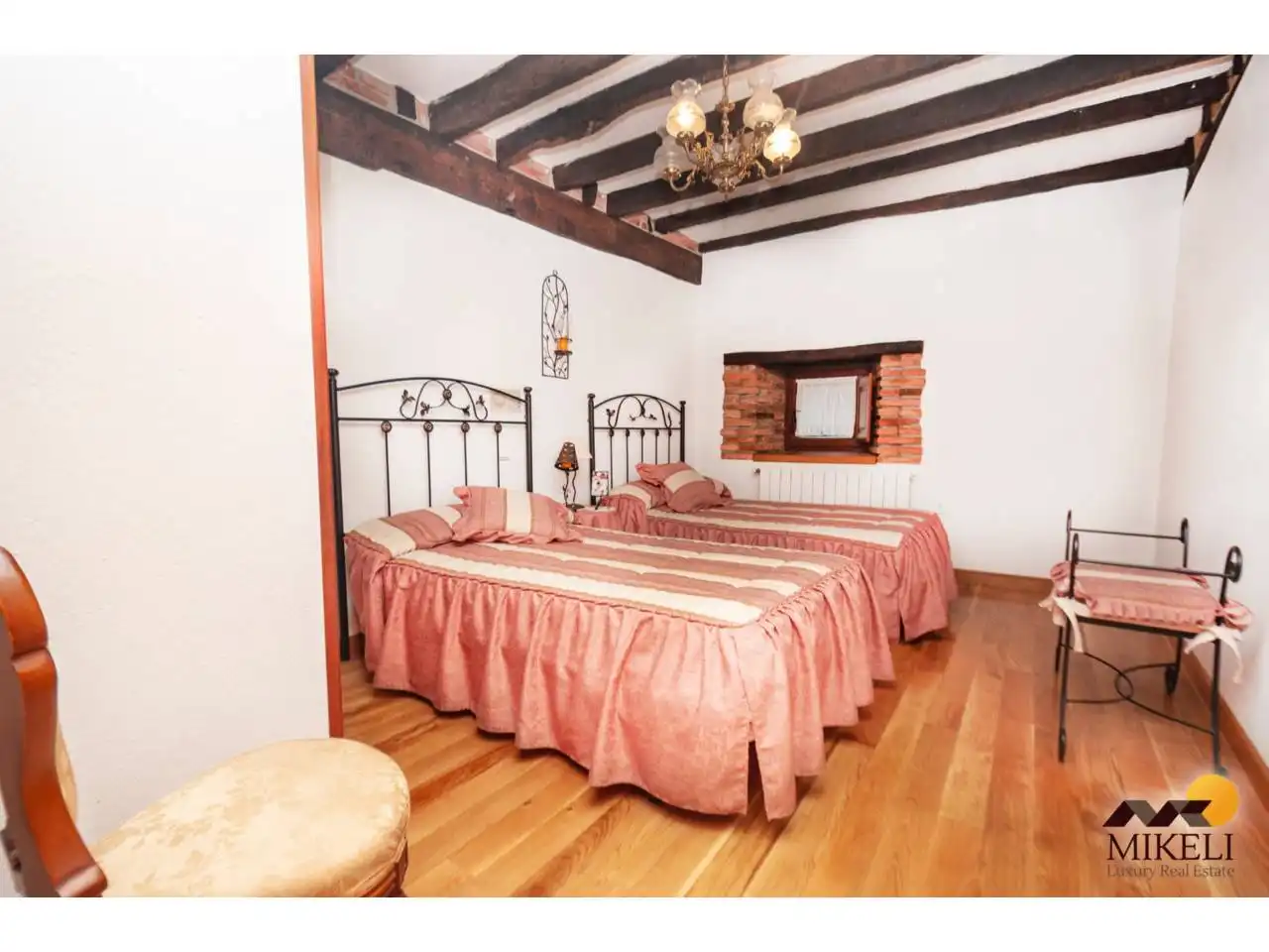 Dormitori de Casa o xalet en venda en Alfoz de Lloredo amb Calefacció, Jardí privat i Terrassa