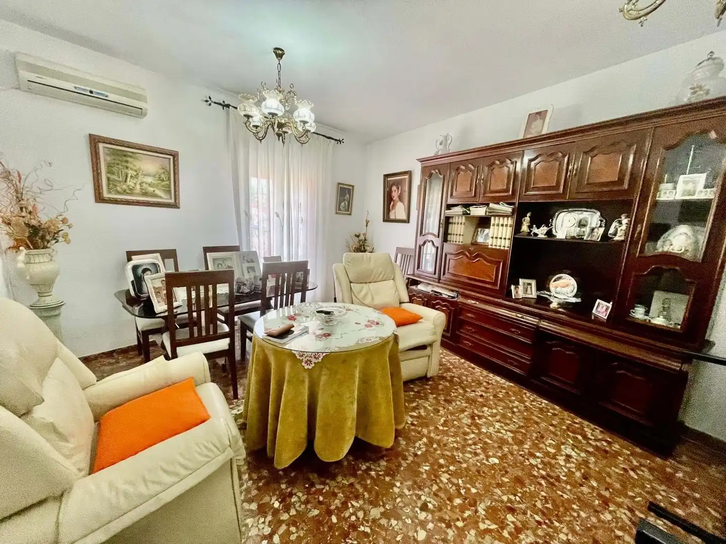 Living room of Detached homes for sale in El Carpio