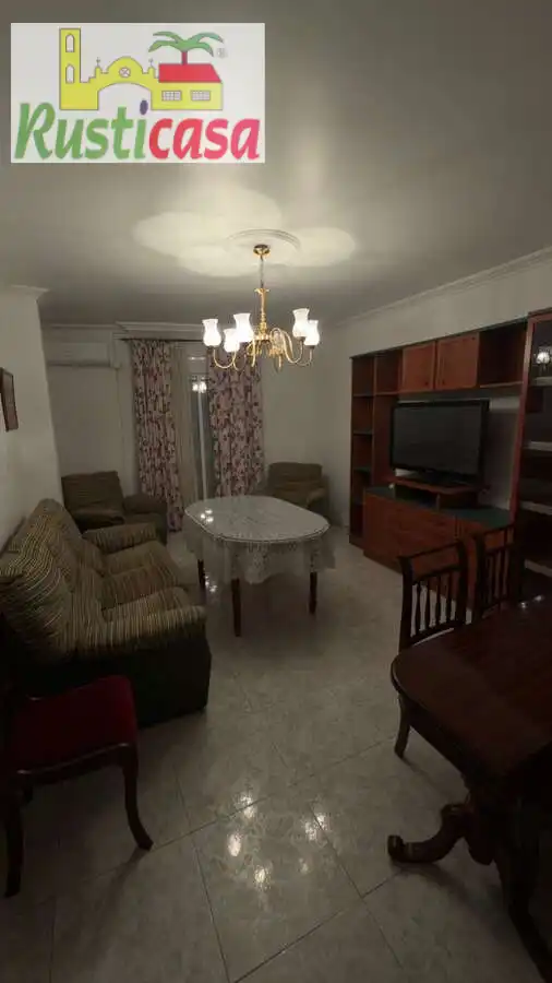 Wohnzimmer von Wohnung zum Verkauf in Bailén mit Klimaanlage, Möbliert und Balkon