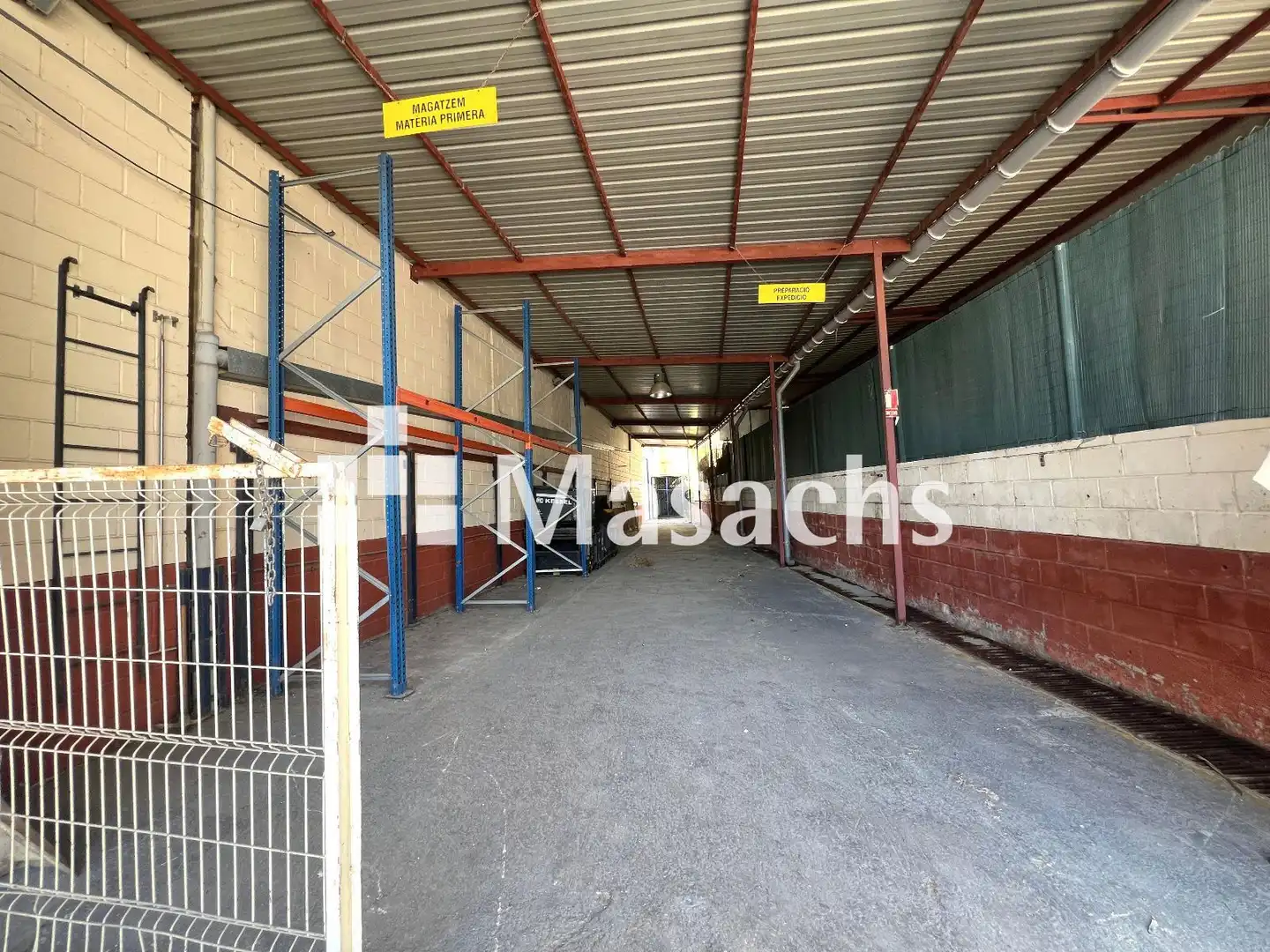 Exterior view of Industrial buildings for rent in Masquefa