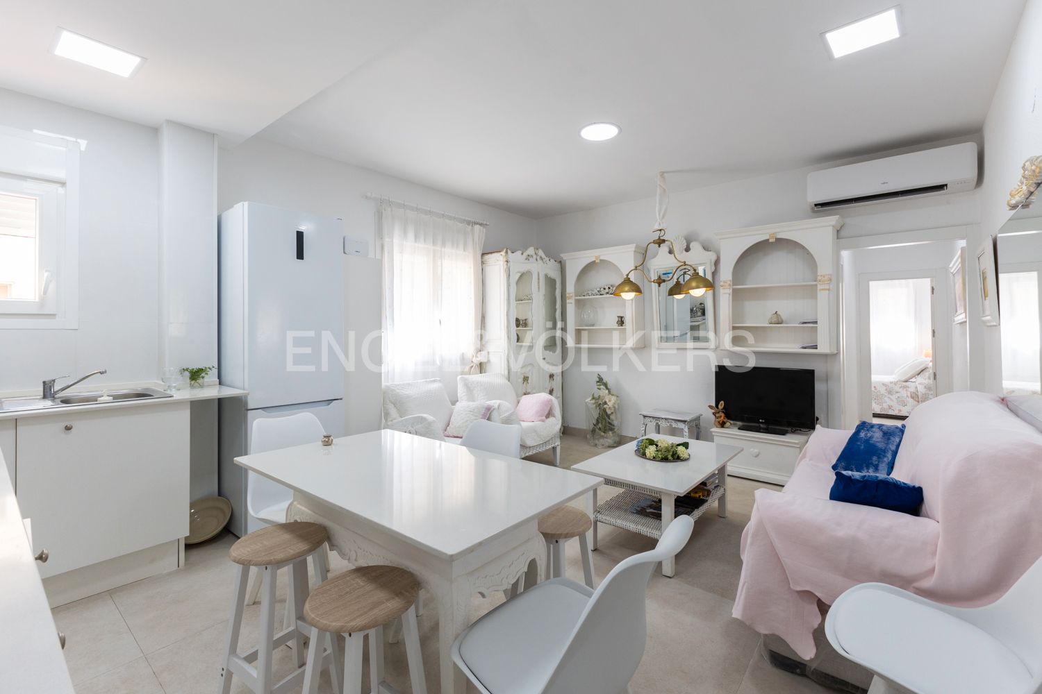 Sala d'estar de Apartament en venda en  Valencia Capital amb Aire condicionat, Calefacció i Jardí privat