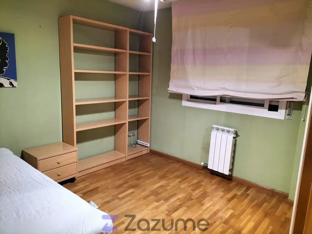 Habitación de Piso de alquiler en Zaragoza con Aire acondicionado, Calefacción y Parquet