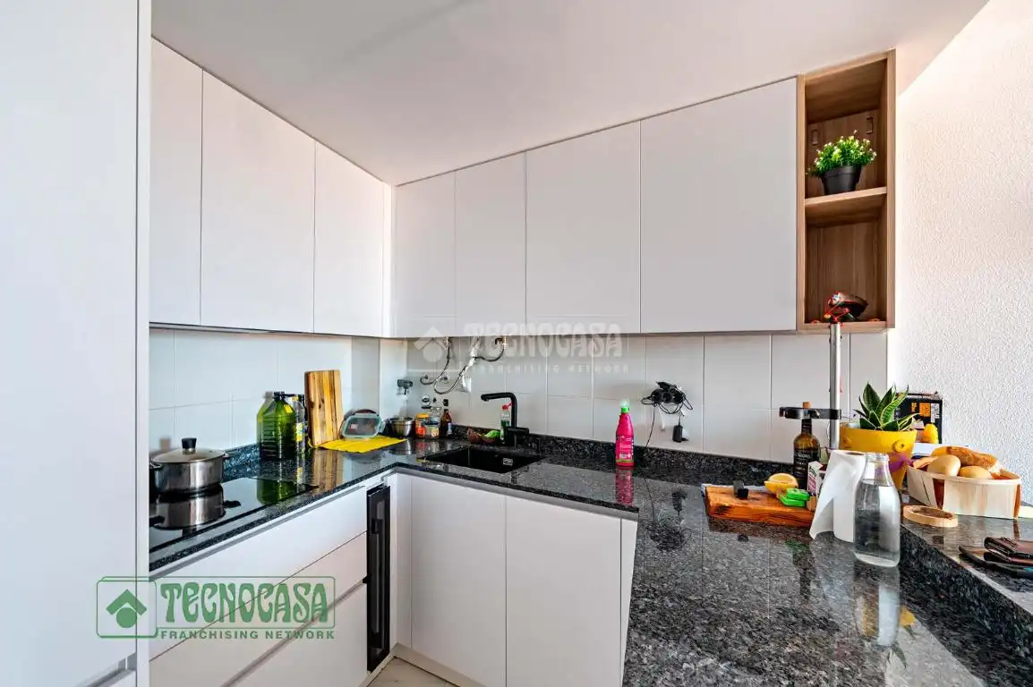Cocina de Piso en venta en Roquetas de Mar con Aire acondicionado, Terraza y Amueblado