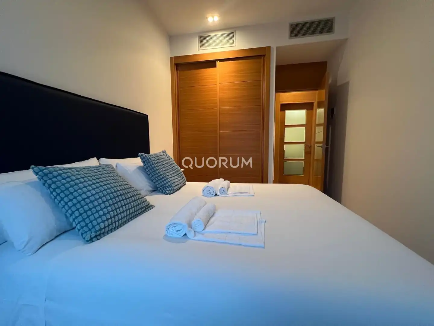 Flat for rent in Alameda Cardenal Gardoqui, Ensanche - Moyua - Diputación