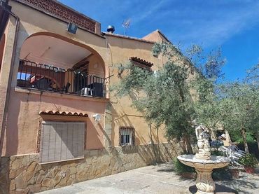 Detached house with pool for sale in Urbanizacion SOLANA LA