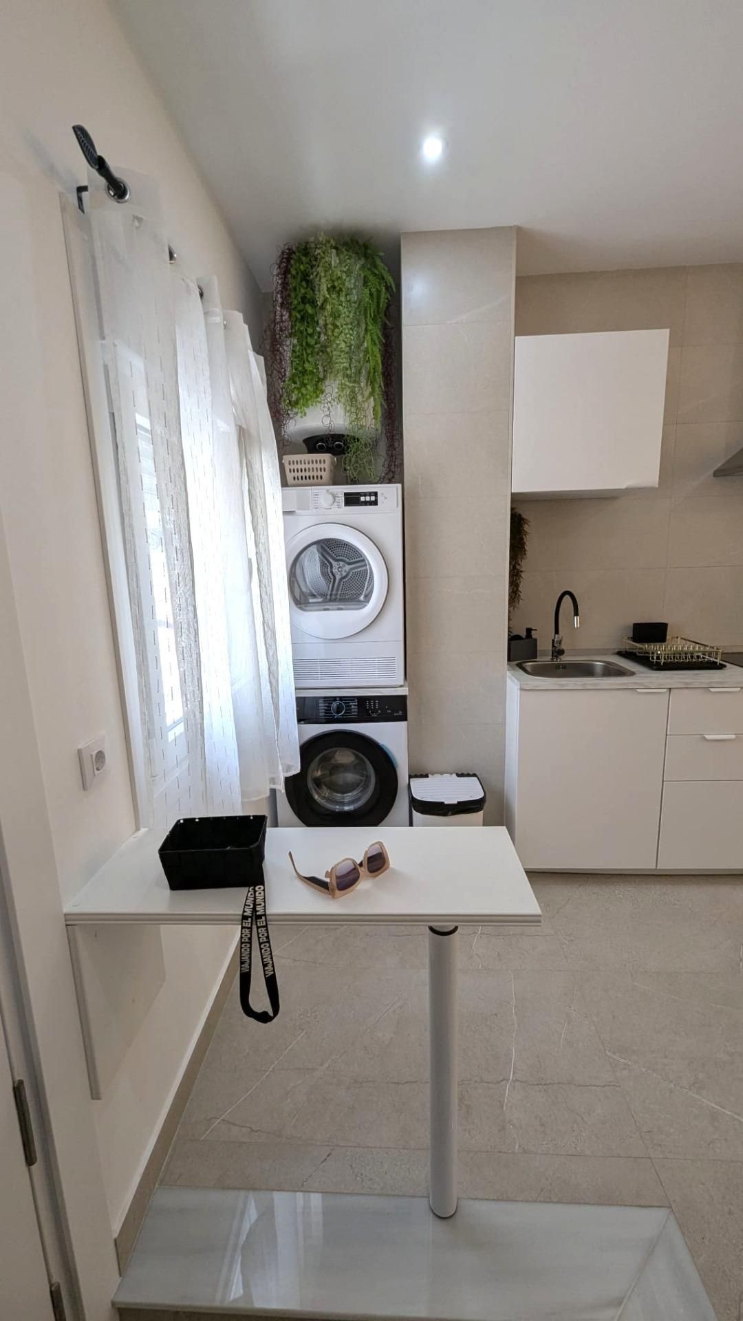 Kitchen of Apartment for sale in Barbate  with Air Conditioner