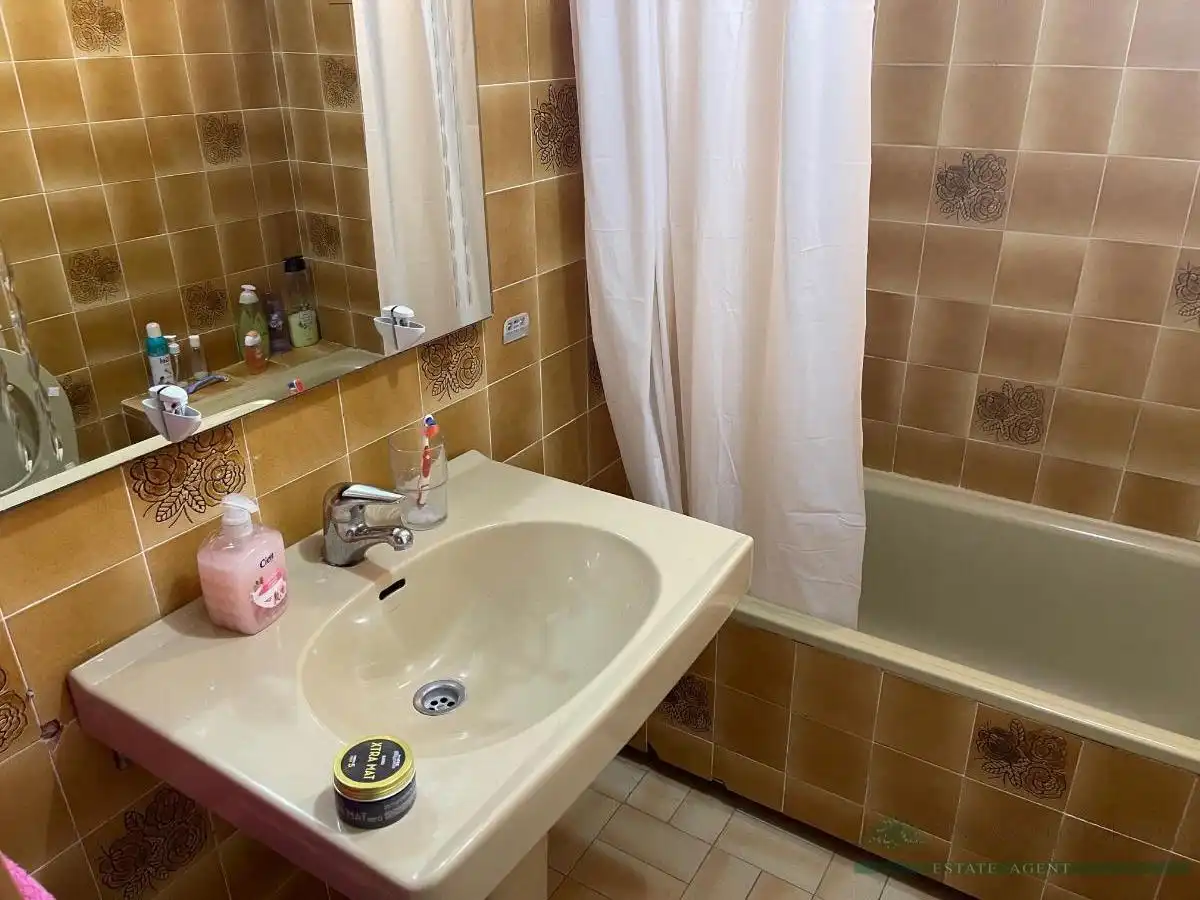 Bany de Apartament en venda en Sant Feliu de Guíxols amb Calefacció, Terrassa i Piscina comunitària