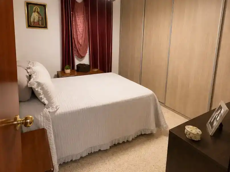 Dormitori de Pis en venda en La Rinconada amb Aire condicionat i Traster