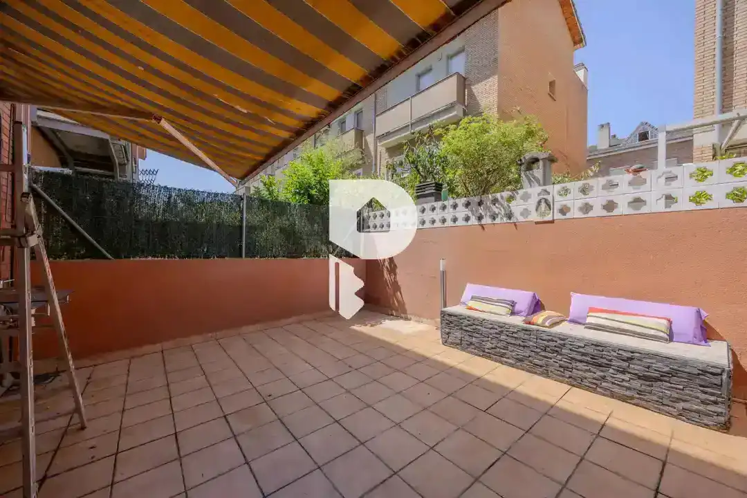 Terraza de Casa adosada en venta en Sant Vicenç Dels Horts con Aire acondicionado, Calefacción y Terraza