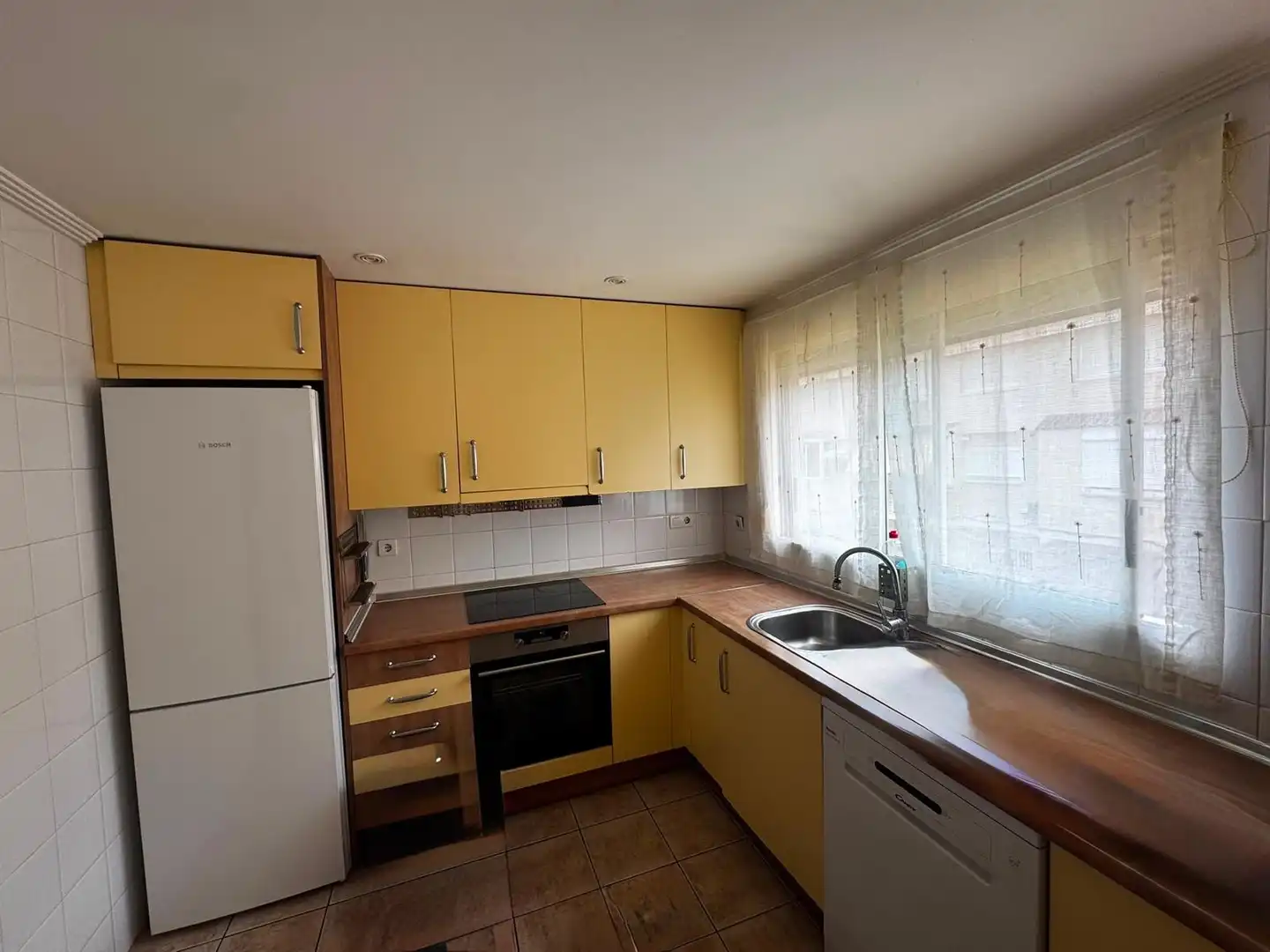 Cuina de Casa o xalet de lloguer en Alicante / Alacant amb Aire condicionat, Jardí privat i Parquet