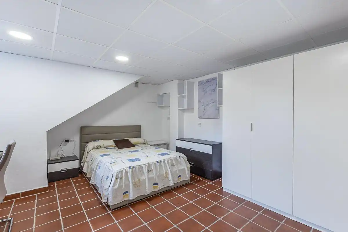 Detached homes for sale in Poniente