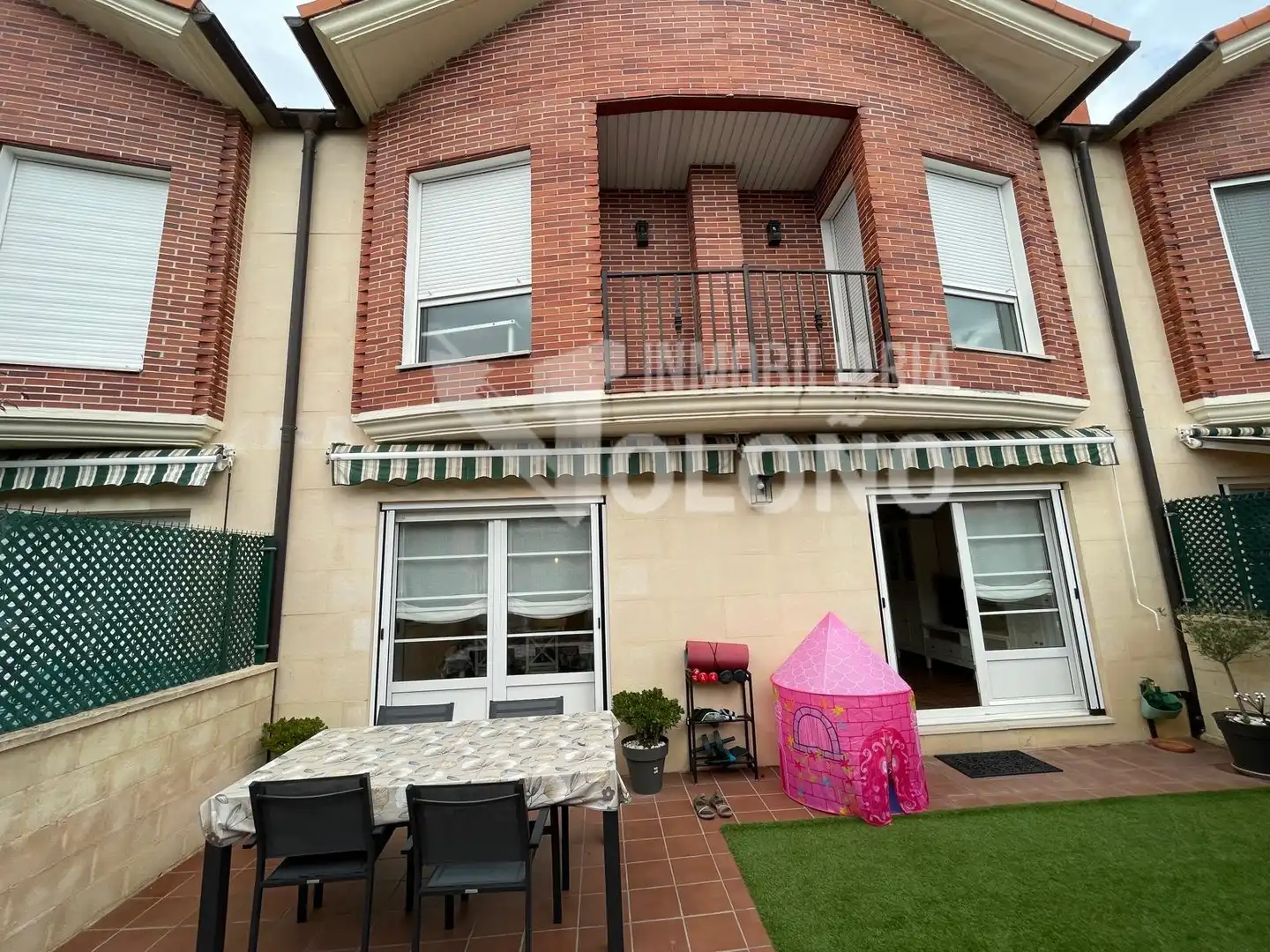Vista exterior de Casa o chalet en venta en Cihuri con Calefacción, Jardín privado y Parquet