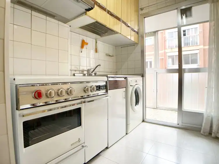 Piso con ascensor en venta en Calle de Valdecanillas, imagen 7