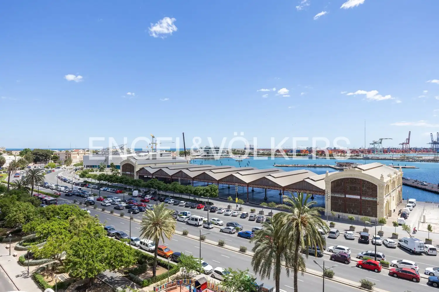 Vista exterior de Piso de alquiler en Valencia con Aire acondicionado, Calefacción y Amueblado