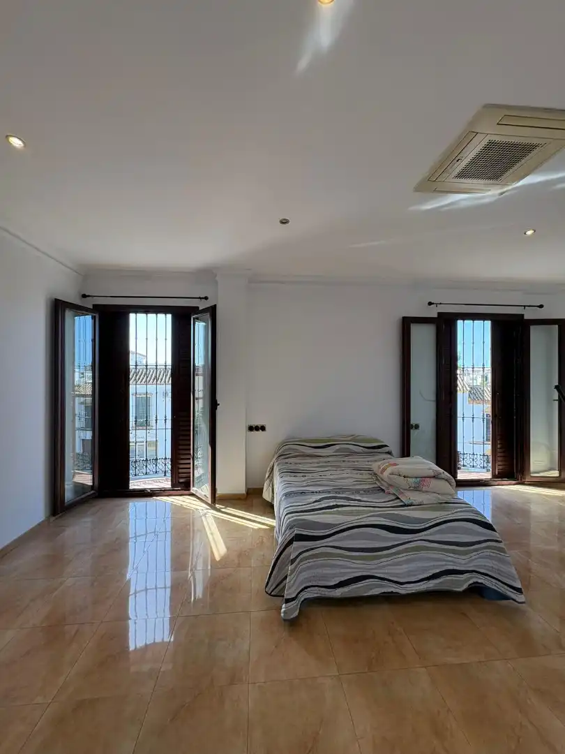 Habitación de Casa o chalet de alquiler en Carmona con Aire acondicionado, Calefacción y Terraza