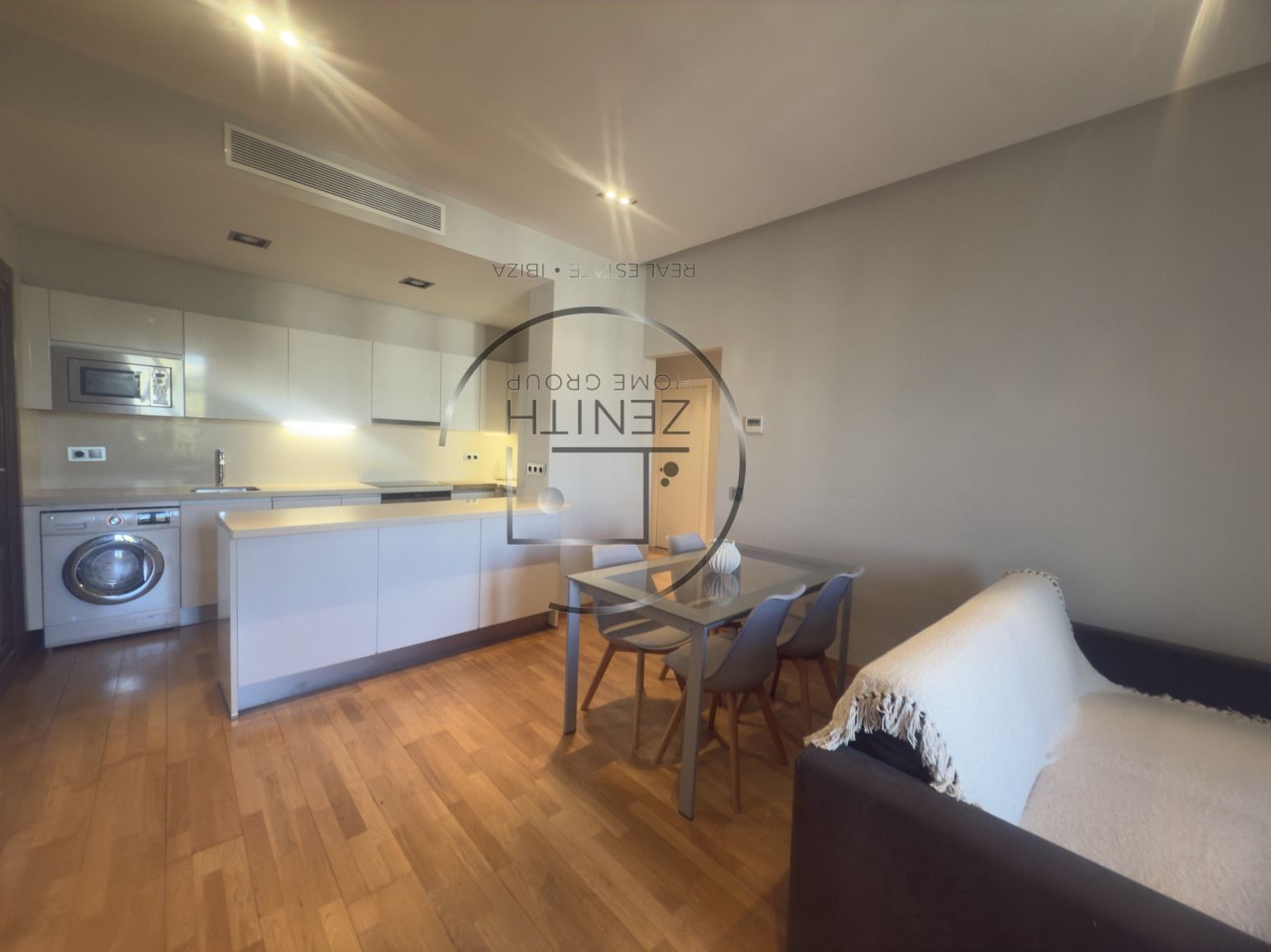 Cuina de Pis de lloguer en Eivissa amb Aire condicionat, Calefacció i Balcó