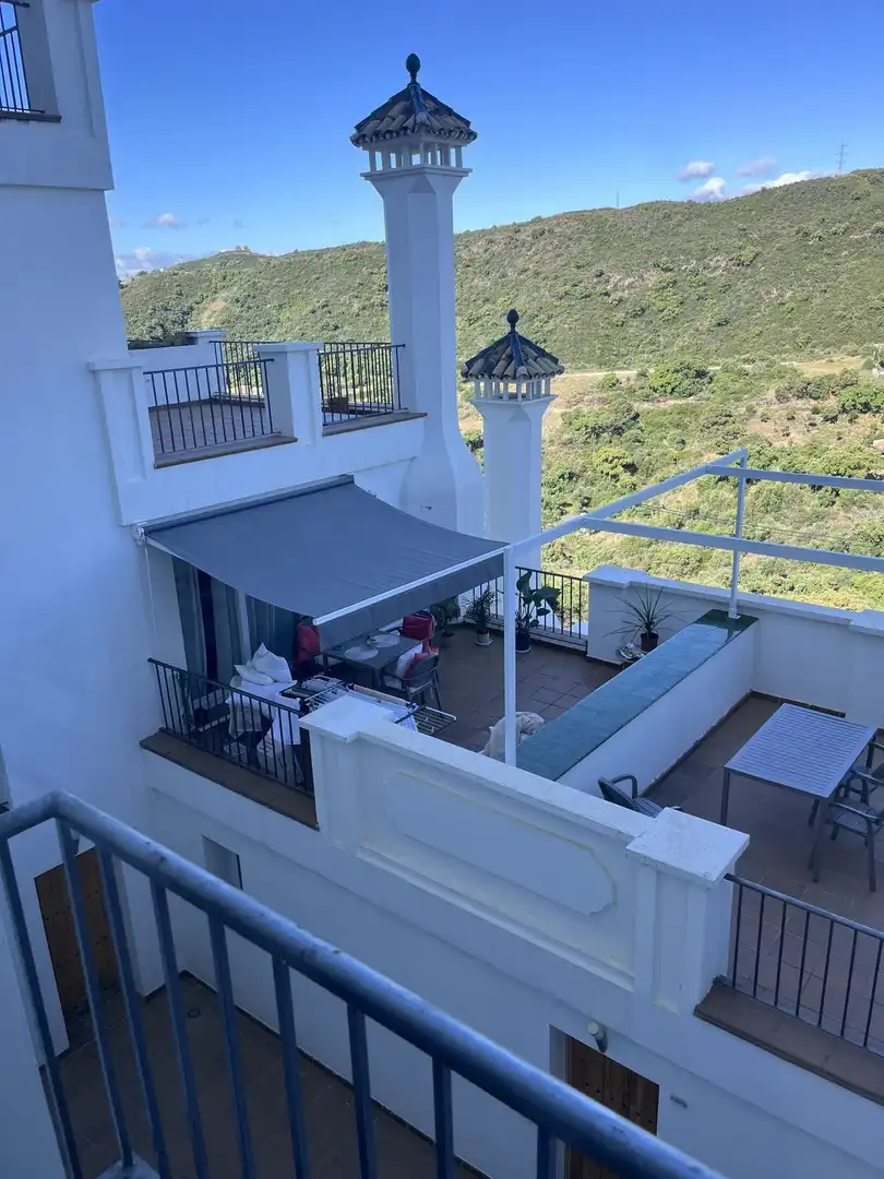 Terrassa de Apartament de lloguer en Estepona amb Calefacció, Terrassa i Moblat