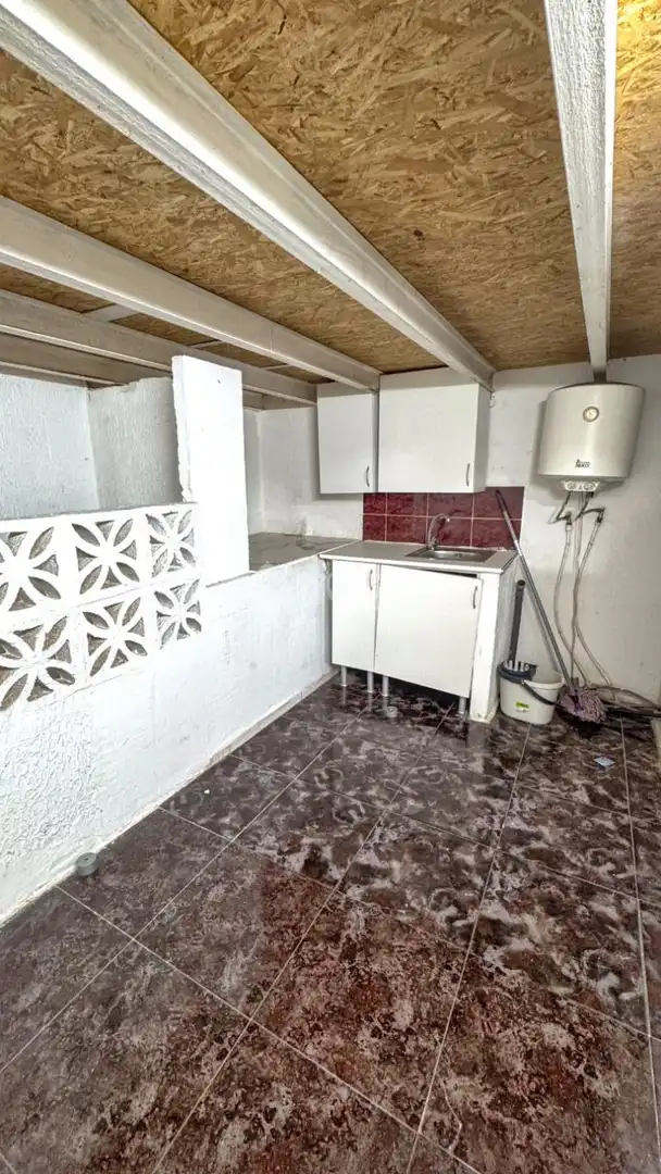 Kitchen of Commercial properties for sale in Los Cristianos