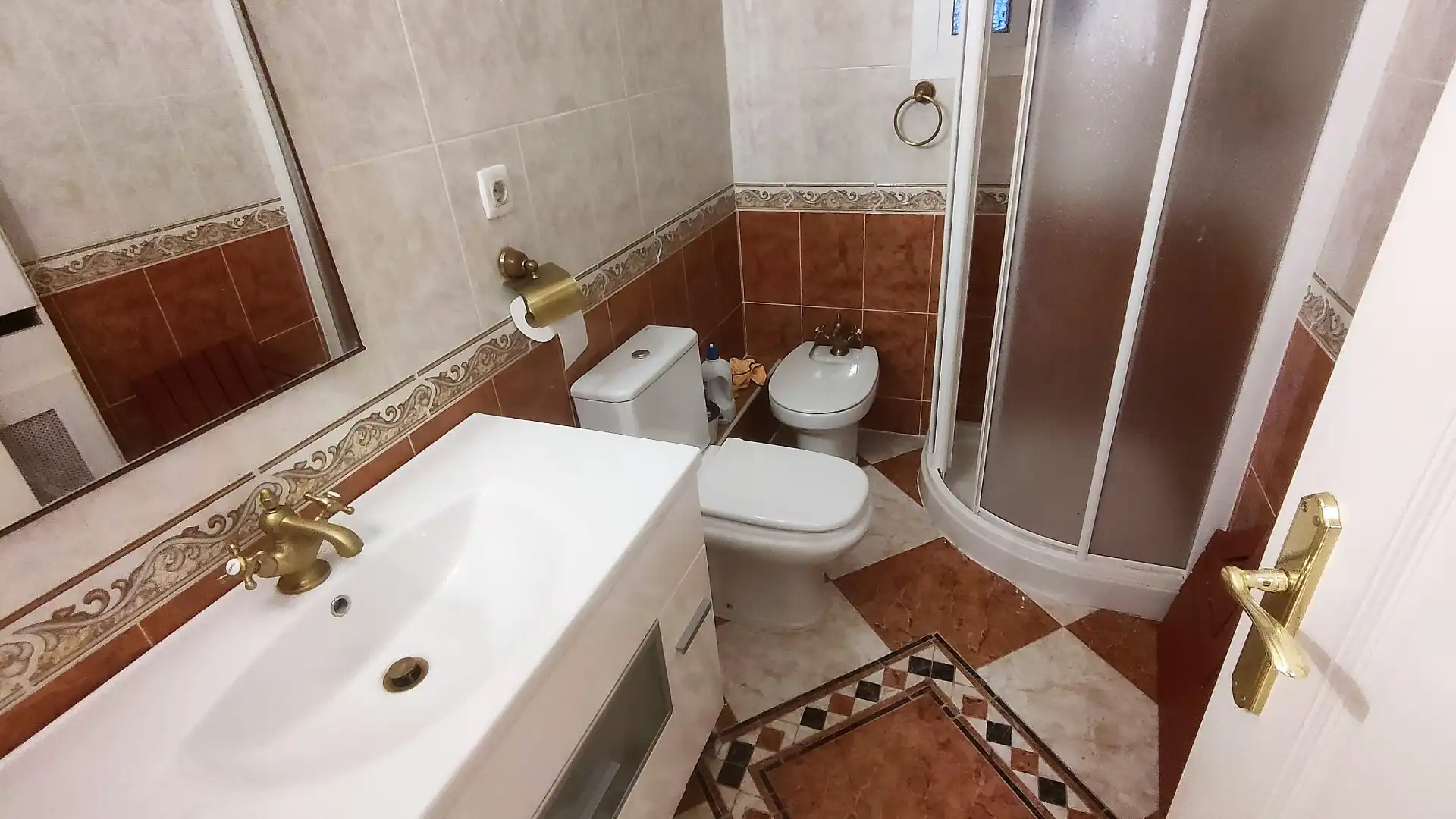 Baño de Piso en venta en Talavera de la Reina con Calefacción, Parquet y Terraza