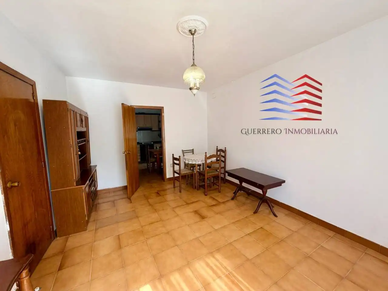 Vista exterior de Casa o xalet de lloguer en San Cibrao das Viñas amb Calefacció, Terrassa i Moblat
