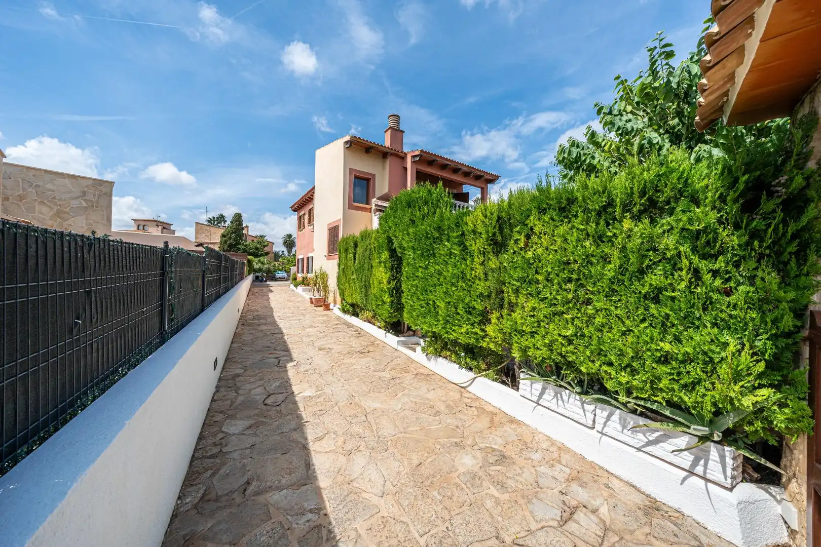 Vista exterior de Casa o chalet en venta en Sant Llorenç des Cardassar