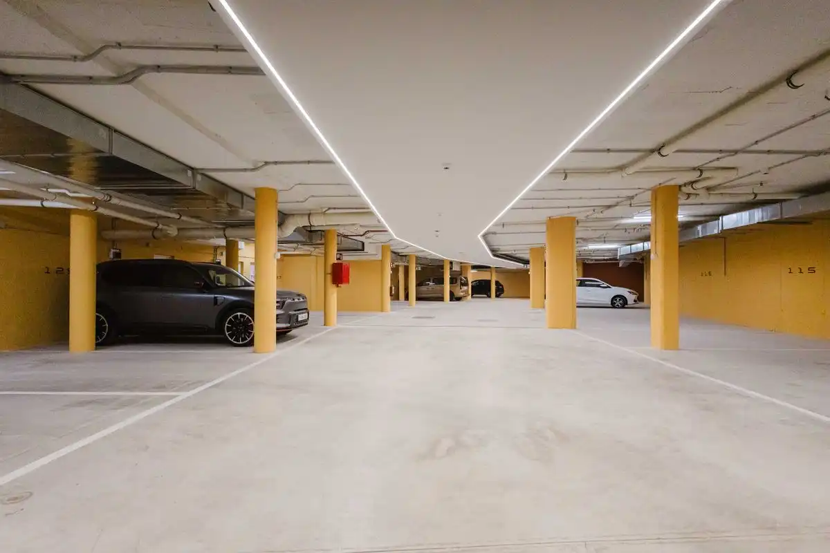 Parking of Flat for sale in Fuengirola  with Air Conditioner, Heating and Terrace