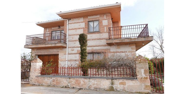 Exterior view of House or chalet for sale in Abades  with Private garden and Terrace