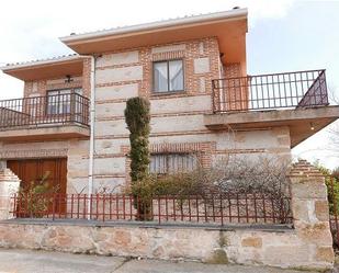 Vista exterior de Casa o xalet en venda en Abades amb Terrassa