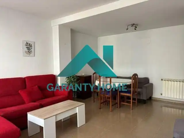 Flat with lift to rent in Casco Antiguo