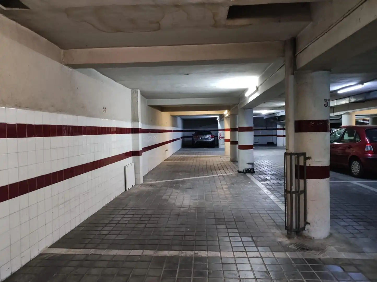 Aparcament de Garatge en venda en Madrid