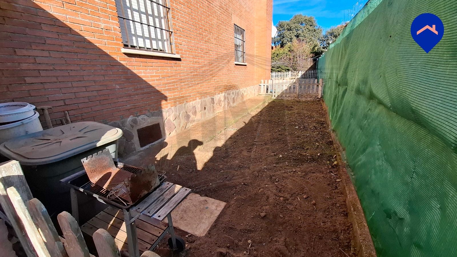 Jardí de Casa o xalet en venda en Pioz amb Jardí privat, Internet i Alarma