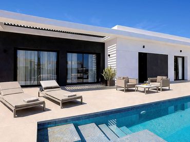 Villa avec balcon à vendre à Avenida Avenida Recorral 25