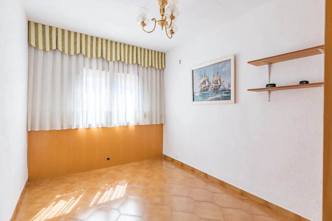 Bedroom of Flat for sale in Madrid