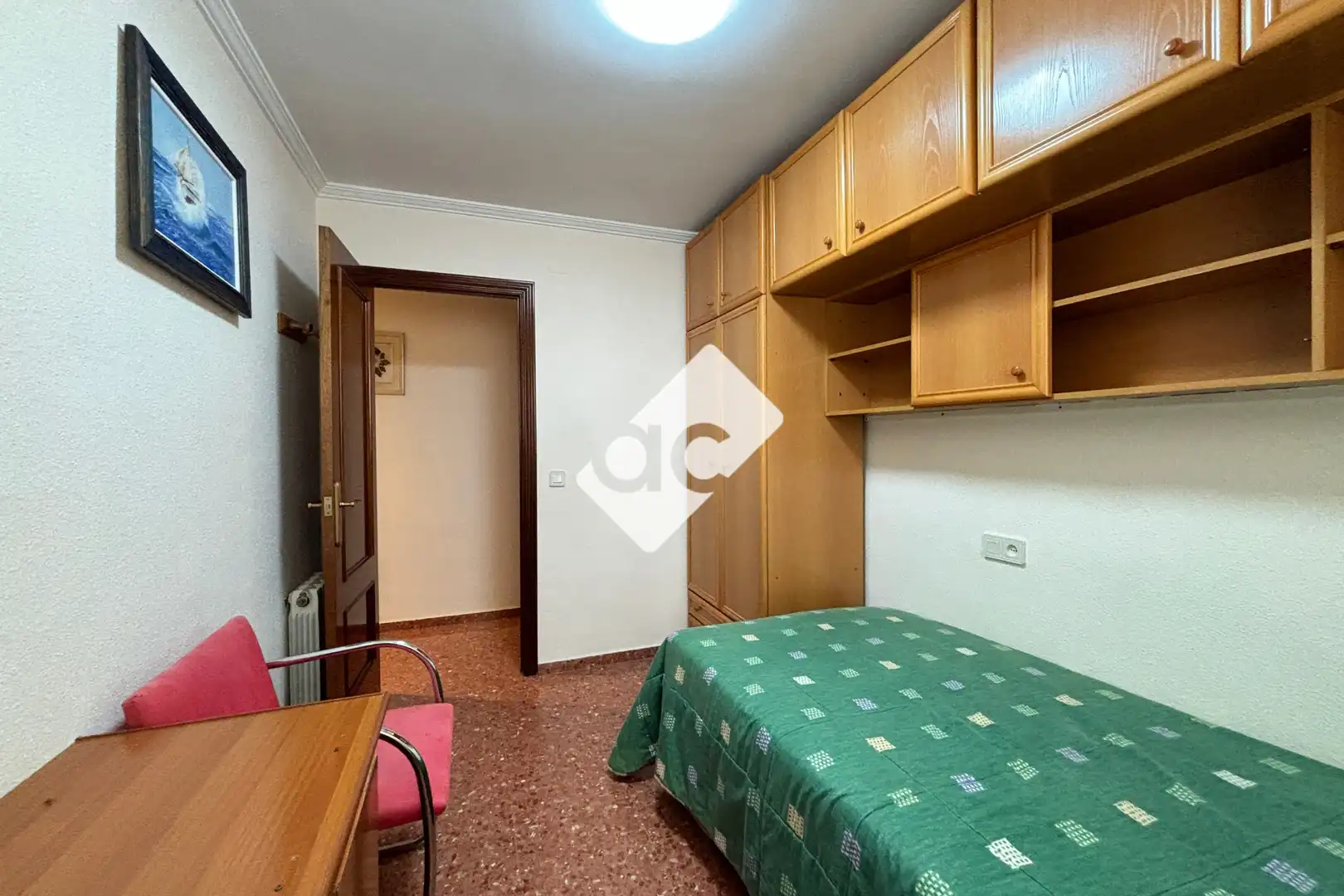 Schlafzimmer von Wohnungen zur Miete in Valencia mit Heizung, Möbliert und Ofen
