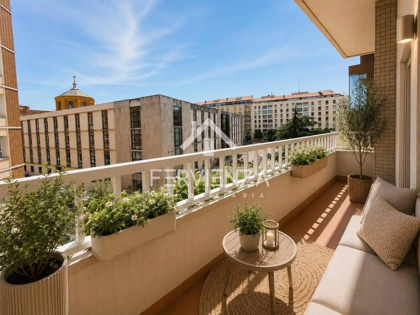 Terrassa de Pis en venda en Oviedo 